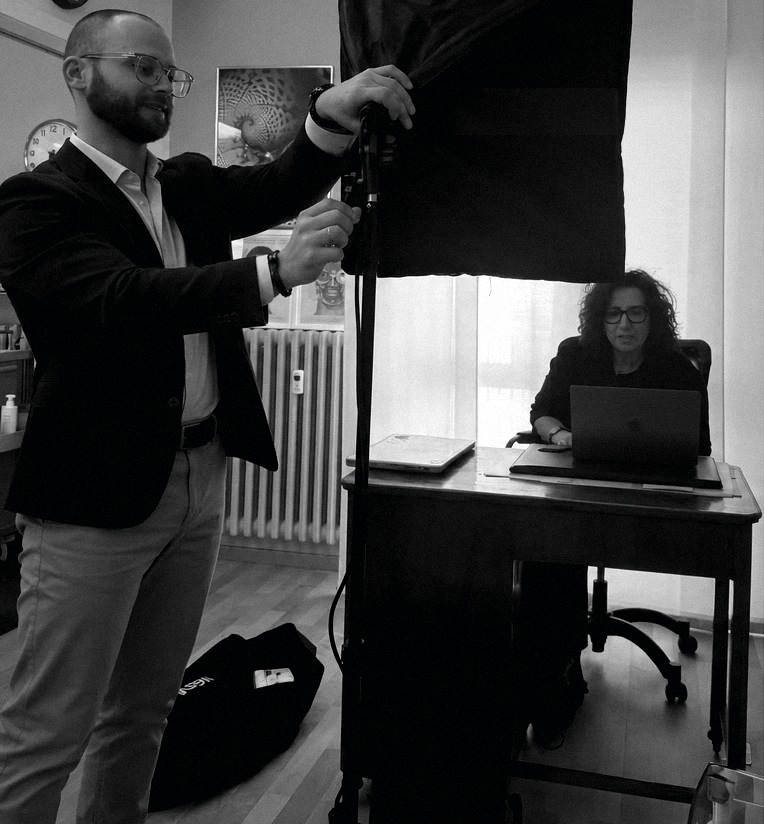 Allestiamo il set direttamente nel tuo studio